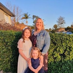 Meet your Posher, Dana